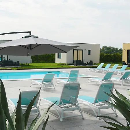 Agrituristico Bianchin Via Trieste 67 Fiumicello-villa Vicentina 农家乐 Sant'Antonio (Udine)